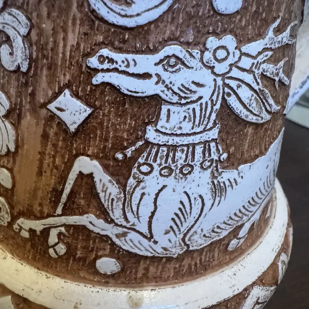 Deruta Italian Pottery Vase La Pinturicchio Sgraffito Handmade Deer Stag Vintage
